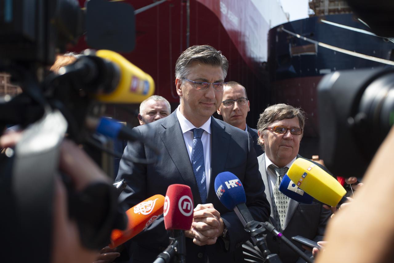 Predsjednik Vlade Andrej Plenković obišao brodogradilište 3. Maj