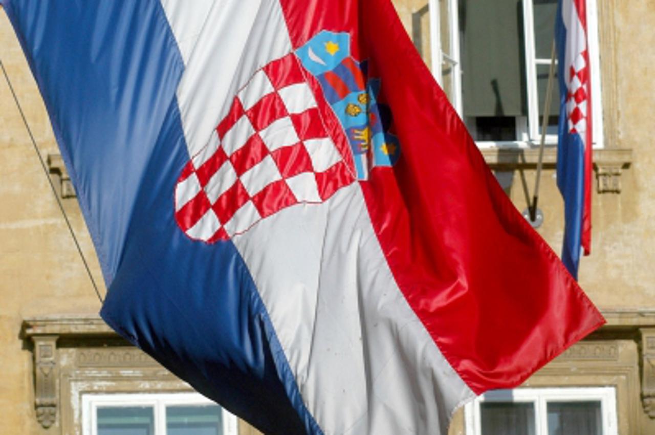 'unu..zagreb..23.01.2004 zastava republike hrvatske ---snimio zeljko lukunic'