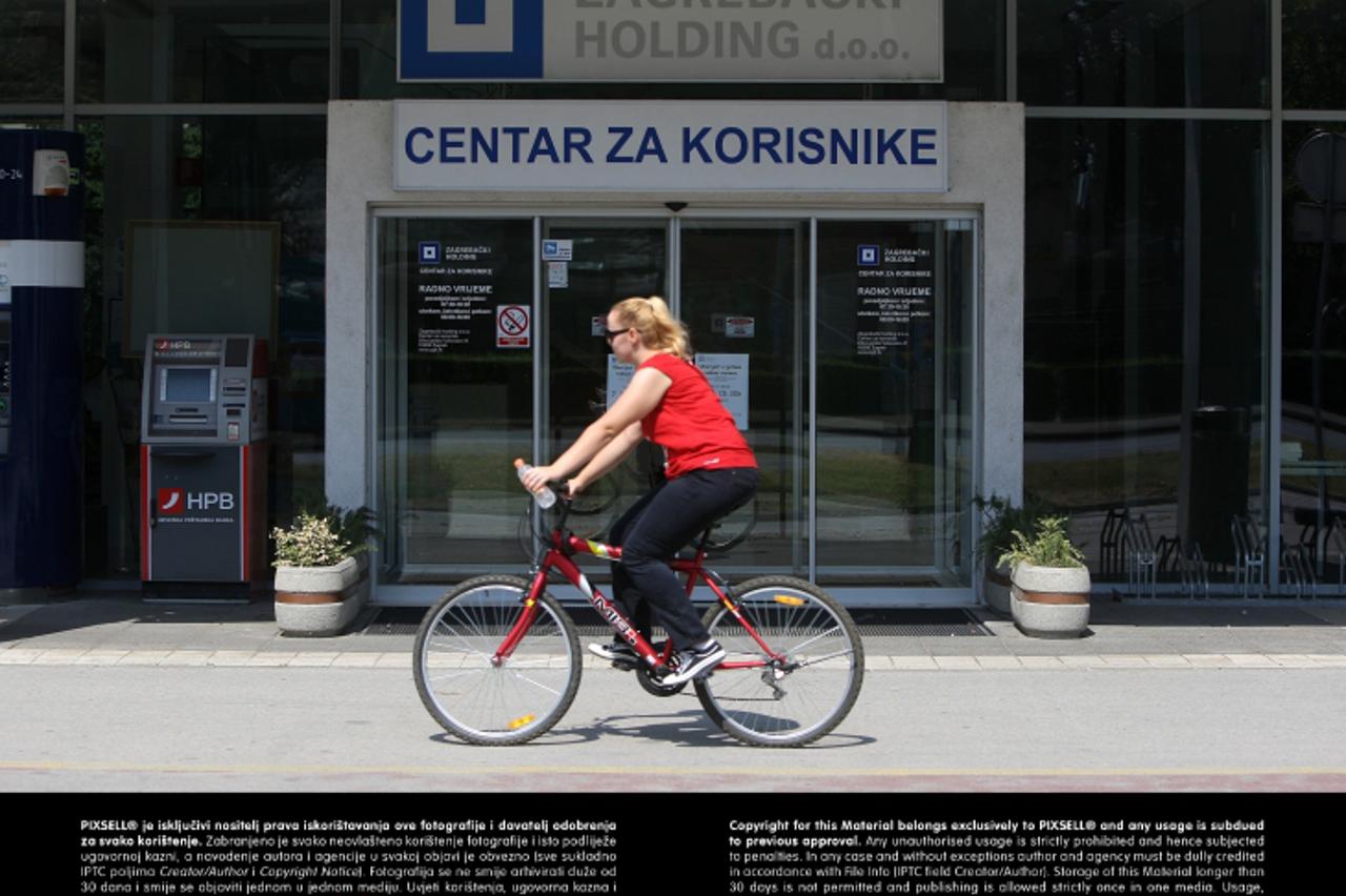 '17.08.2013., Zagreb - Upravna zgrada Zagrebackog Holdinga u ulici grada Vukovara 41.  Photo: Borna Filic/PIXSELL'
