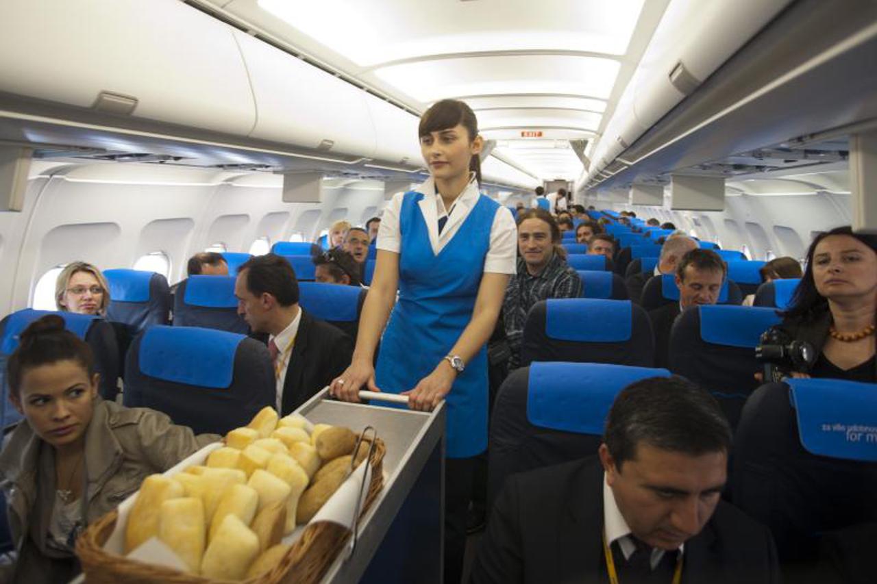 stjuardesa,croatia airlines