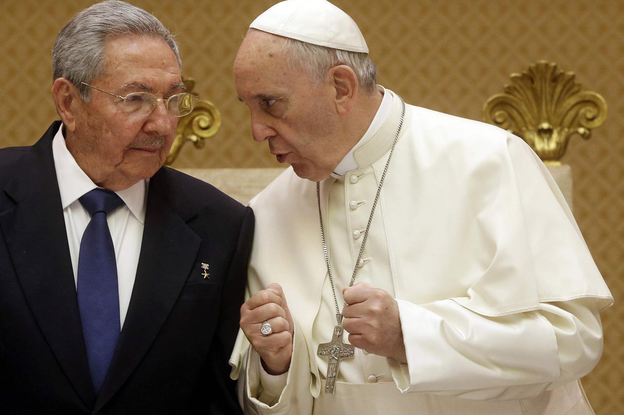 papa Franjo,Raul Castro