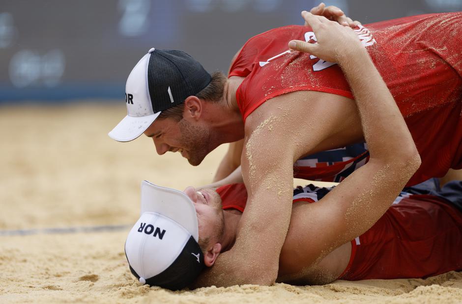 Beach Volleyball - Men - Gold medal match - Norway (Mol A/Sorum C) v Russian Olympic Committee (Krasilnikov/Stoyanovskiy)