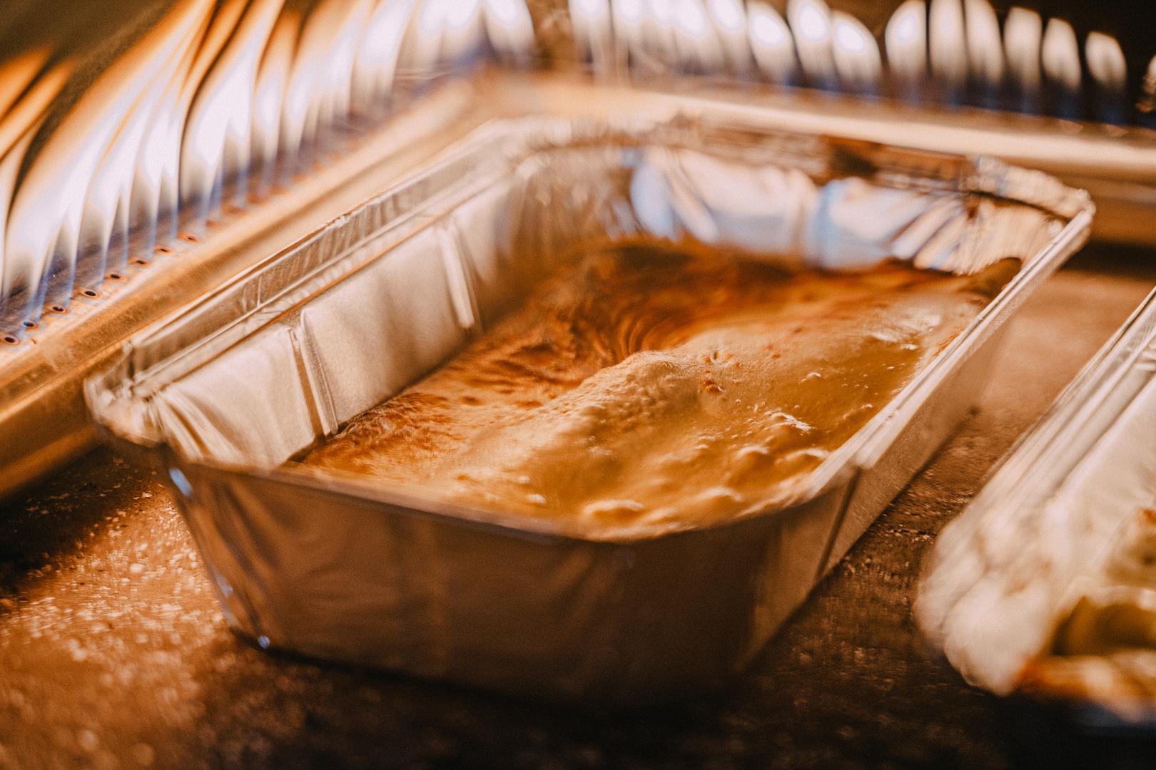 Kornatski restoran Opat pripremio je palačinke s orasima i nutellom zapeče u krušnoj peći