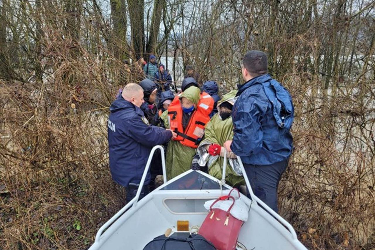 Akcija spašavanja migranata iz rijeke Save 24.1.2022.