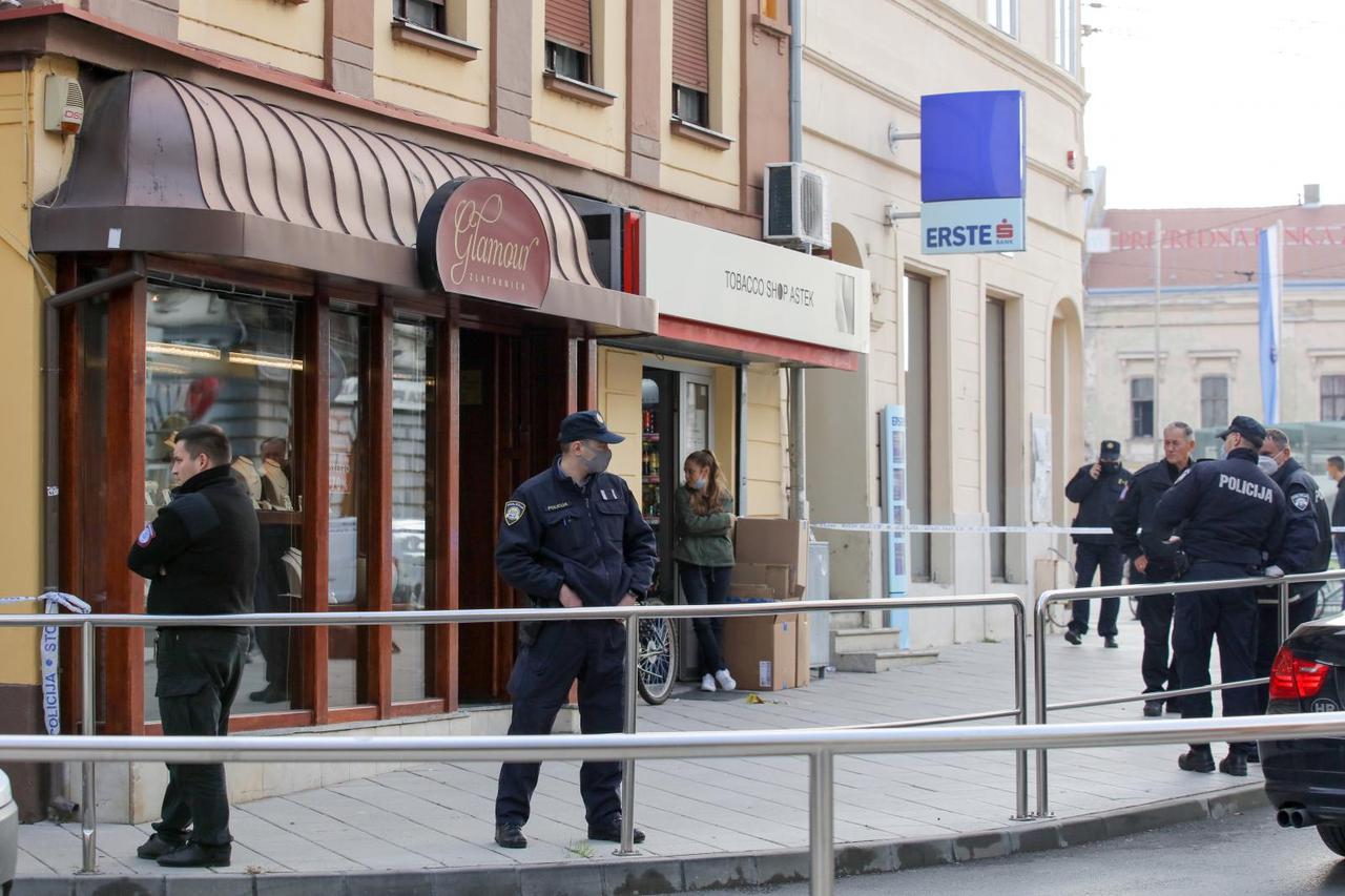 Osijek: Prodavačicu vezali lisicama pa pokušali opljačkati zlatarnicu, policija ih uhitila