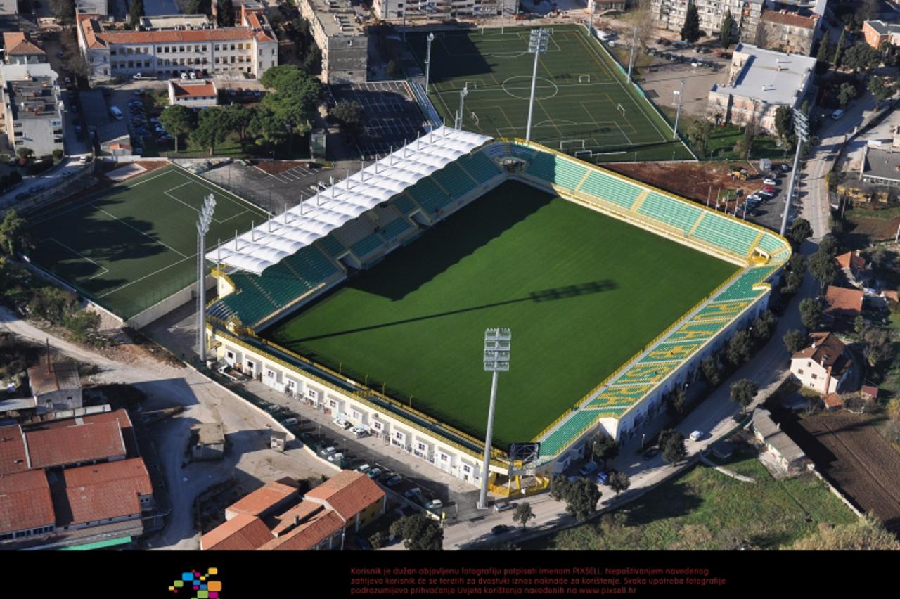 \'18.12.2010., Pula - Sportski kompleks gradskog stadiona Aldo Drozina danas je otvoren za razgledavanje gradjanima. Stadion snimljen iz zraka. Photo: Dusko Marusic/PIXSELL\'