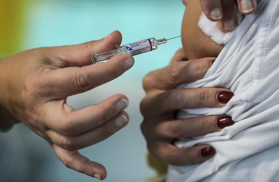 Zagreb: Započelo je cijepljenje građana protiv gripe
