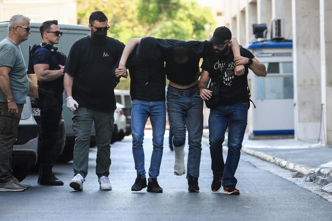 Atena: Građani se opraštaju od navijača AEK-a koji je preminuo u navijačkom sukobu
