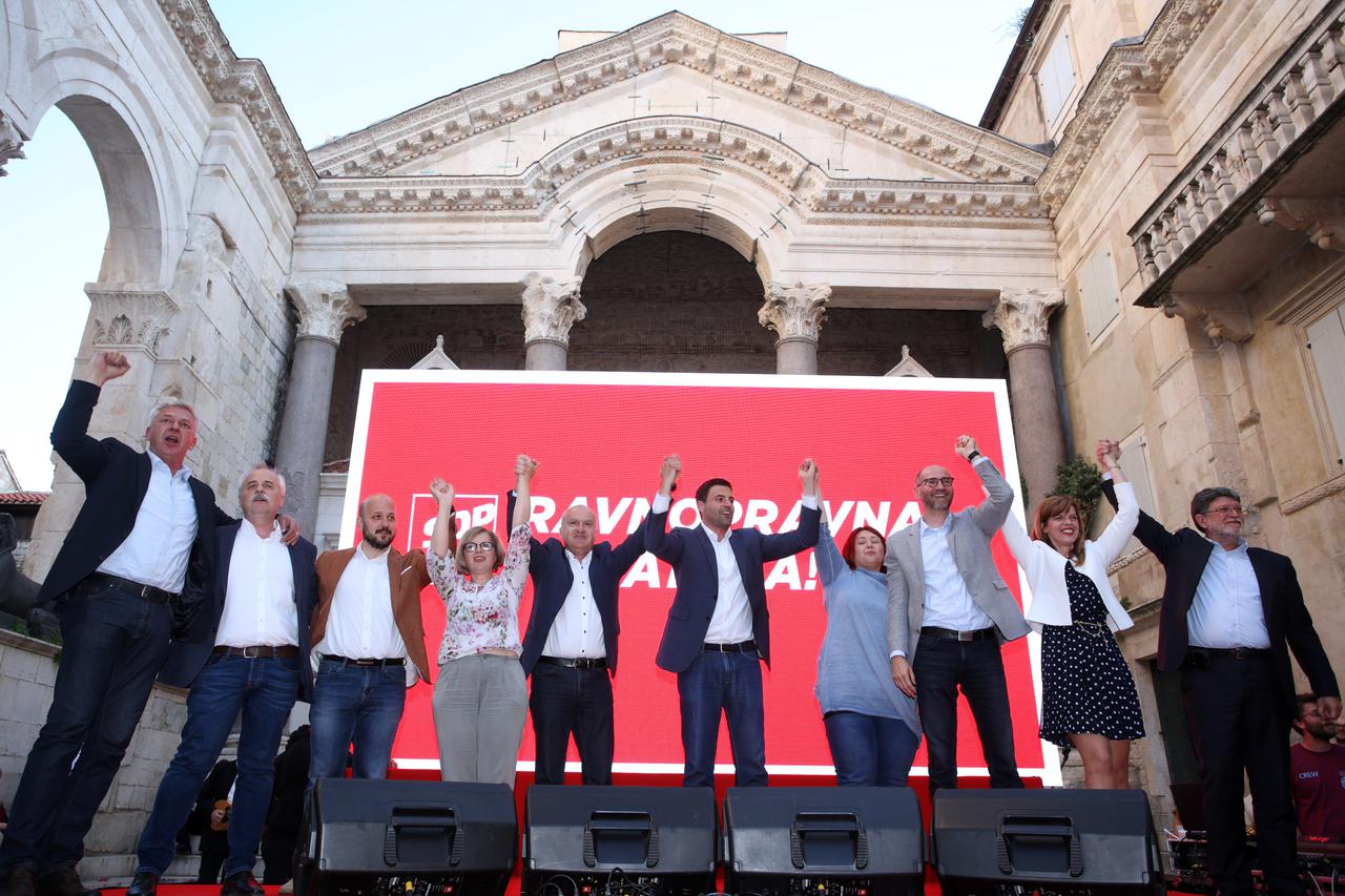 Split: Na Peristilu održan završni skup SDP-a