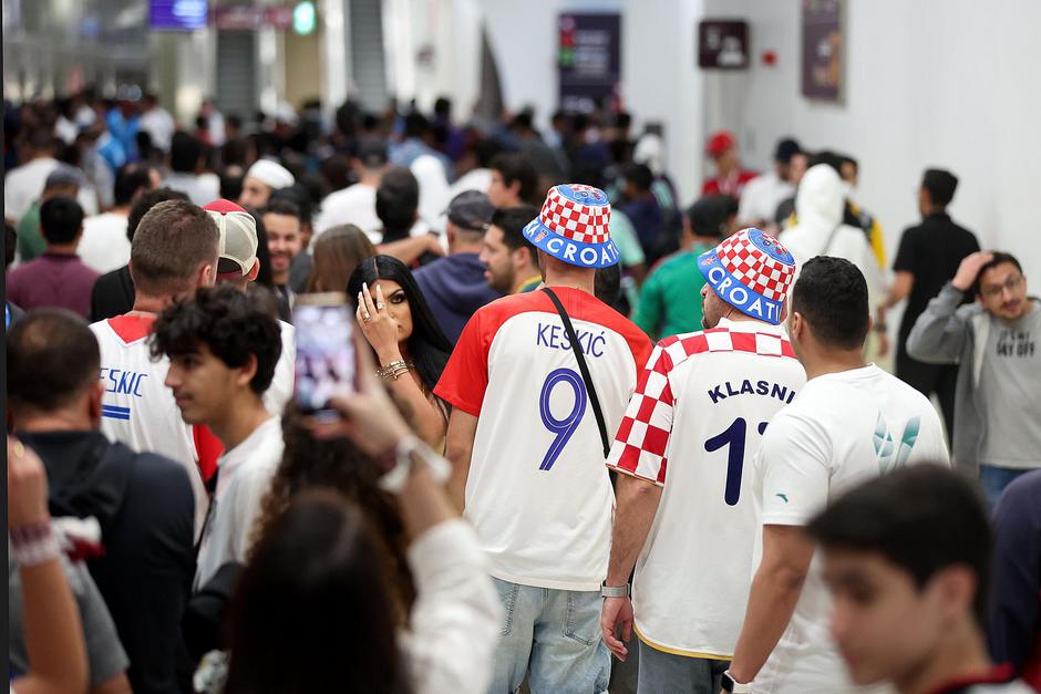 KATAR 2022 - Hrvatski navijači prepoznatljivi su gdje god da se pojave