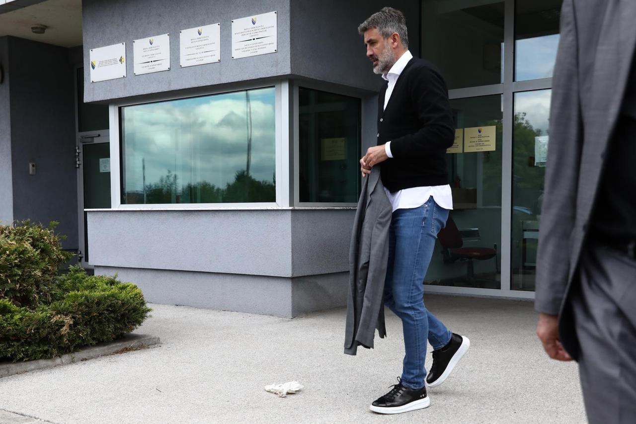 Zoran Mamić napušta sud u Sarajevu nakon saslušanja o izručenju