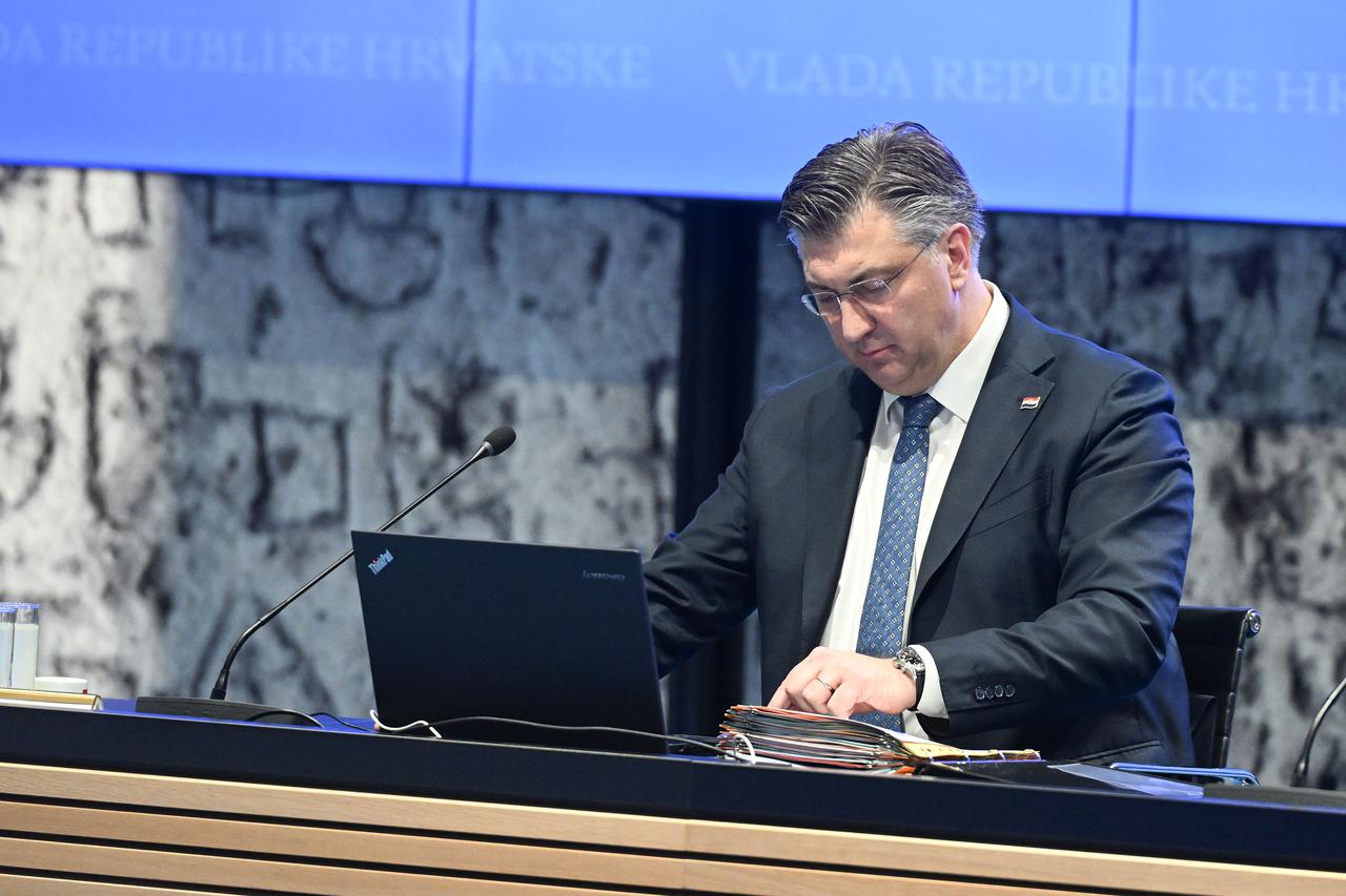 Zagreb: Premijer Plenković u uvodnom govoru sjednice Vlade komentirao aktualnu političku situaciju