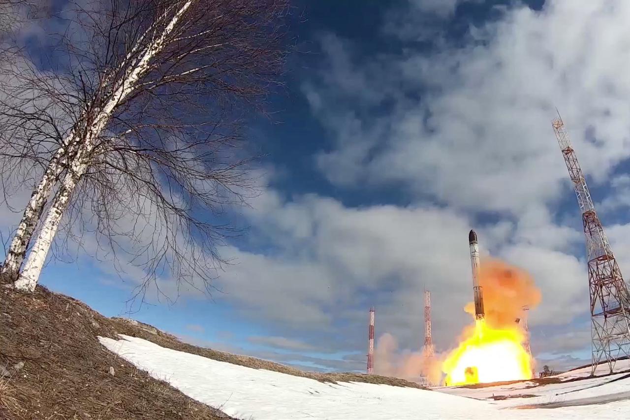 A Sarmat intercontinental ballistic missile is test-launched in Arkhangelsk region