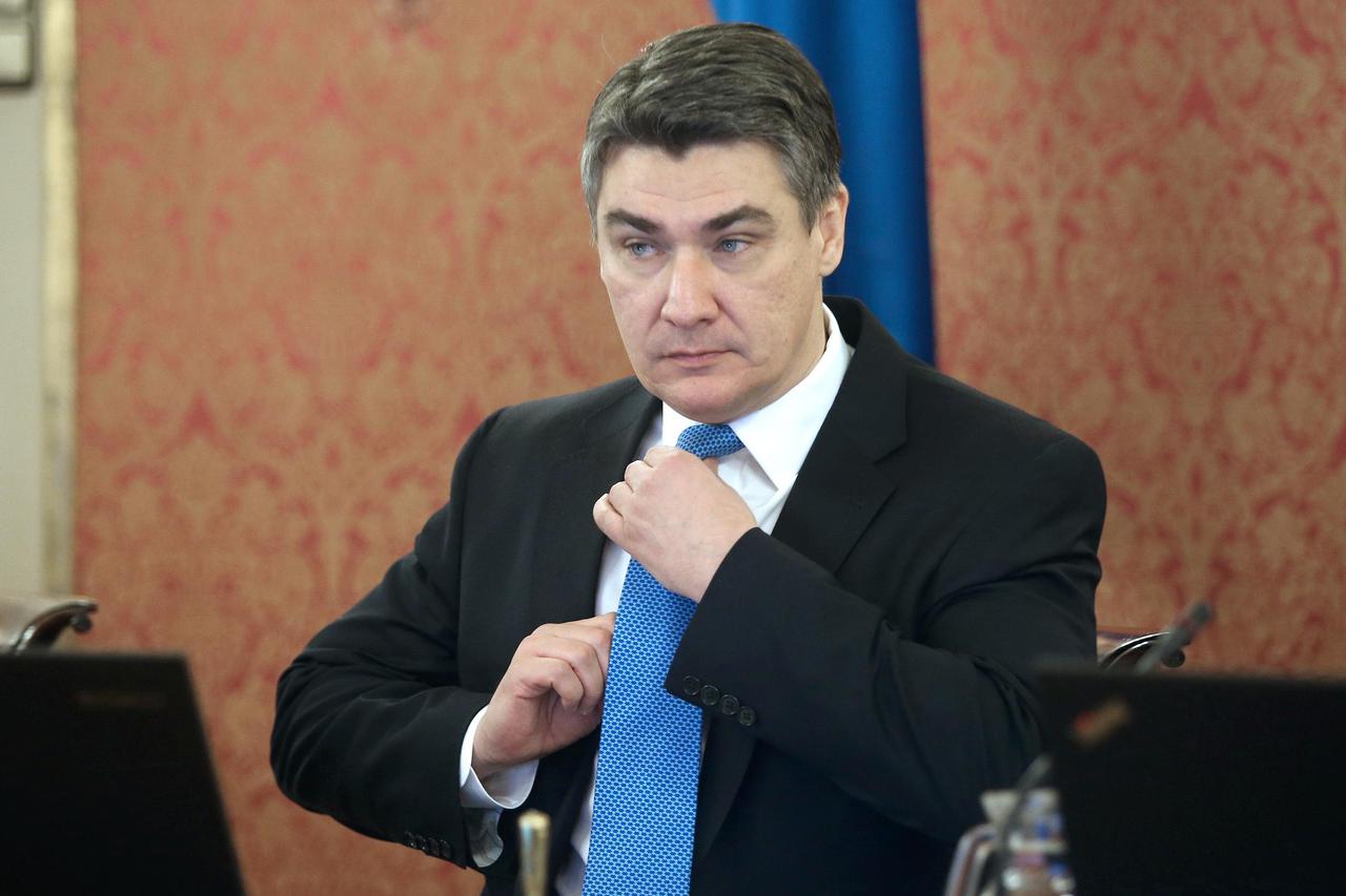 Premijer Zoran Milanović