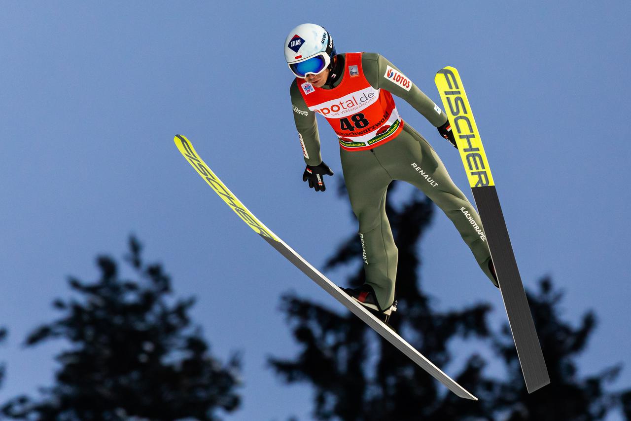 Nordic skiing/ski jumping: World Cup
