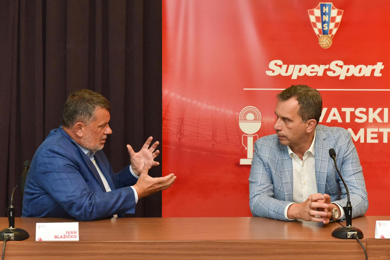 Zagreb: Svečano potpisivanje ugovora između HNS-a i SuperSporta