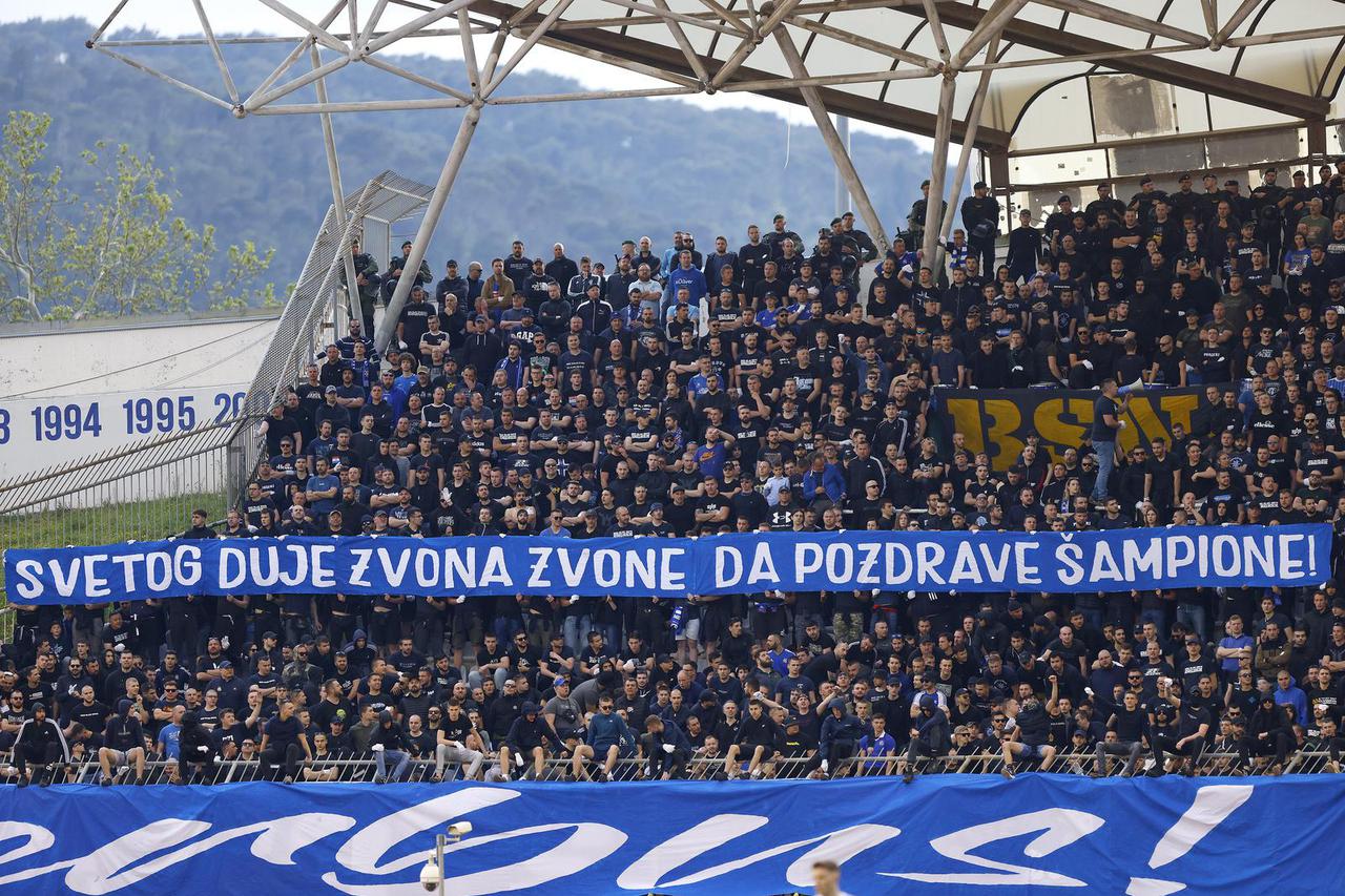 Split: Navijači na utakmici između Hajduka i Dinama