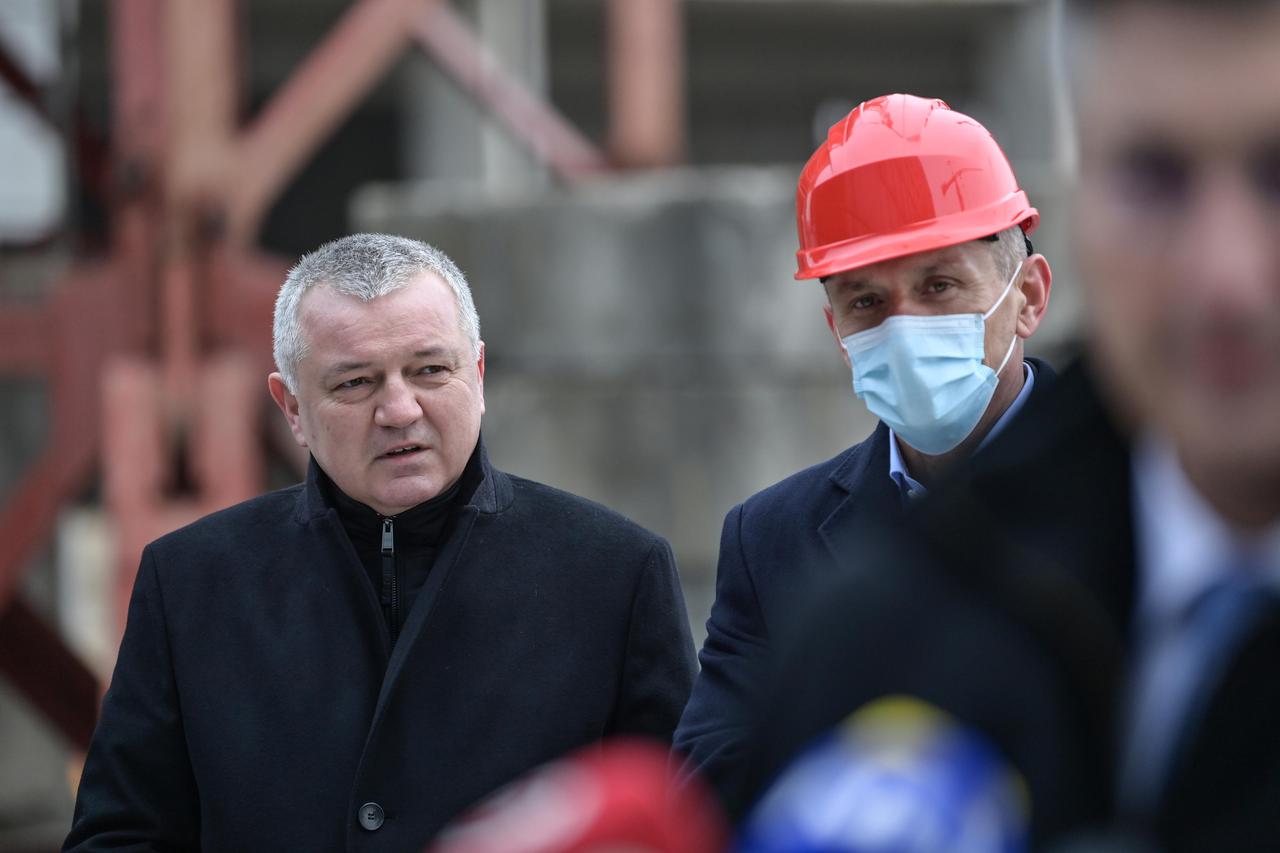Zagreb: Premijer Andrej Plenković sa suradnicima obišao gradilište City Islanda