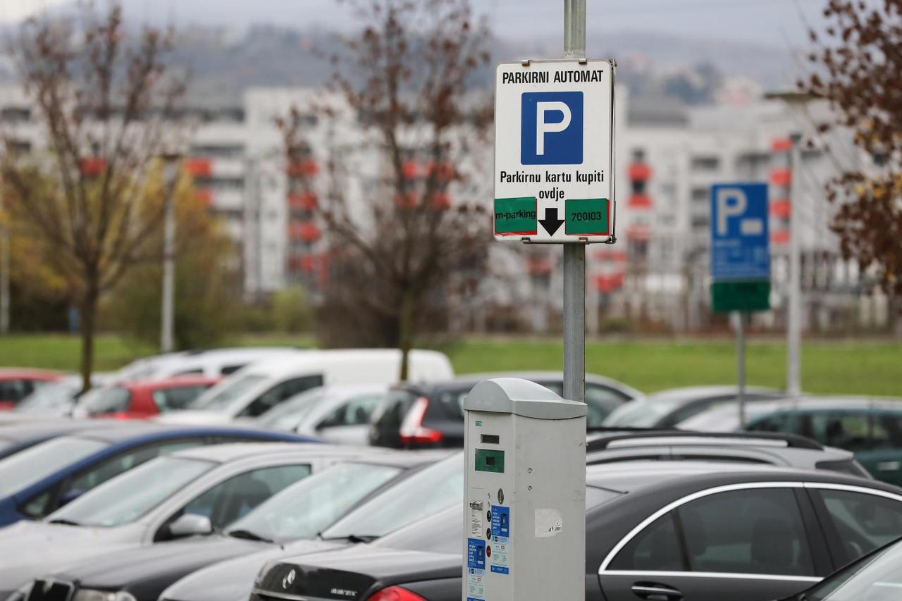 Naplata parkiranja u Španskom