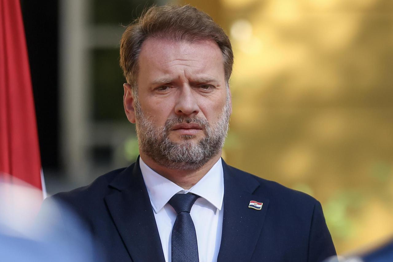 Sarajevo: Ministar obrane BiH, Zukan Helez, ugostio ministra obrane Maria Banožića