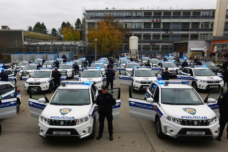 Nova vozila policije za nadzor granice
