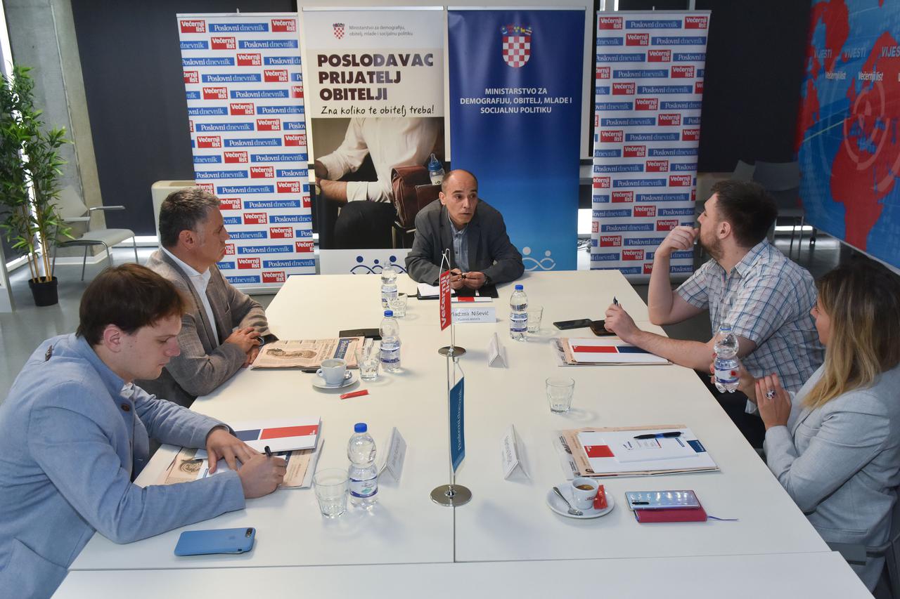 Poslovni dnevnik organizirao je Okrugli stol na temu iseljavanja mladih iz Hrvatske