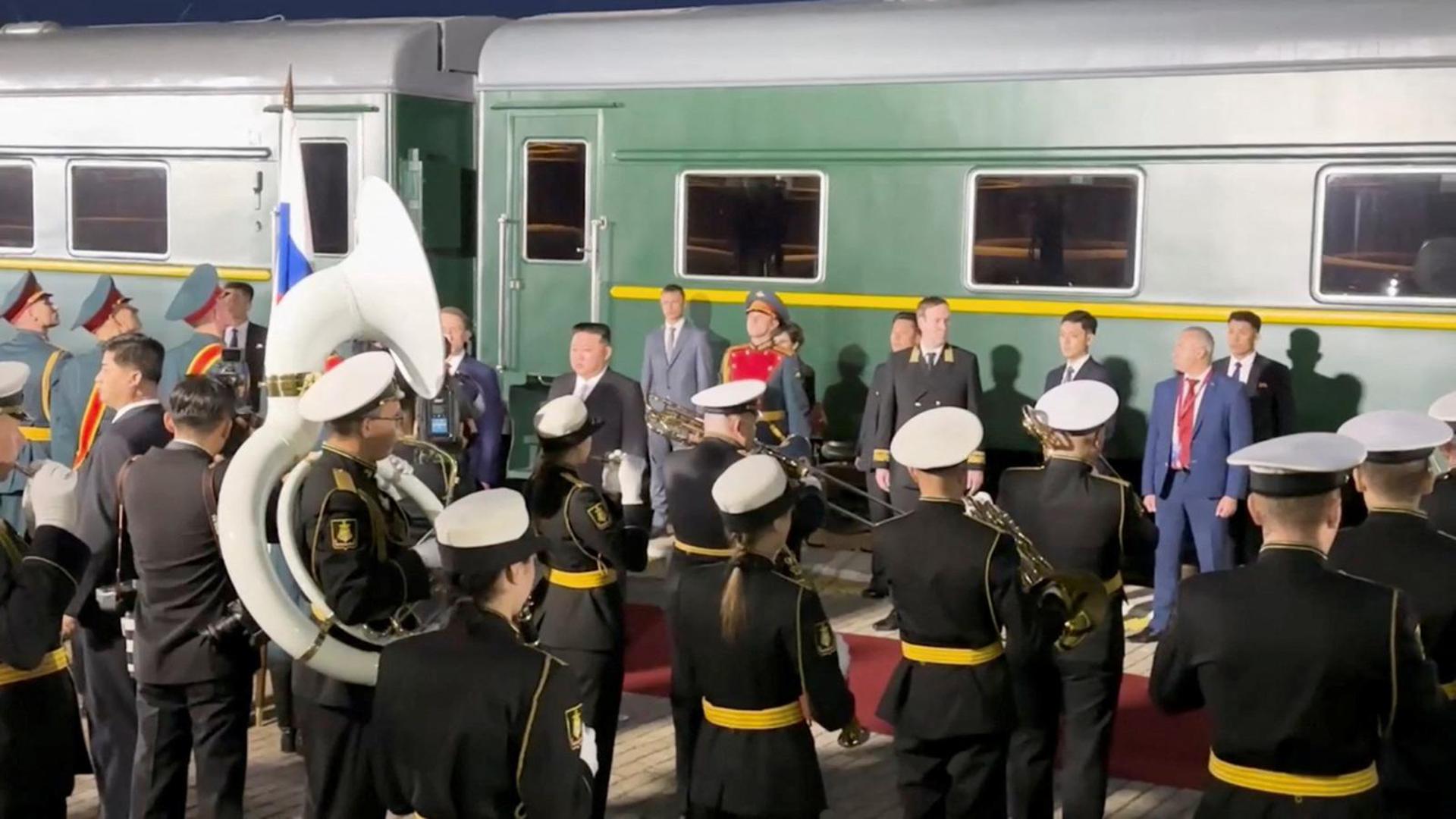 A view shows North Korean leader Kim Jong Un during a welcoming ceremony upon his arrival in Khasan in the Primorsky region, Russia, in this still image from video published September 12, 2023. Courtesy Governor of Russia's Primorsky Krai Oleg Kozhemyako Telegram Channel via REUTERS ATTENTION EDITORS - THIS IMAGE WAS PROVIDED BY A THIRD PARTY. NO RESALES. NO ARCHIVES. MANDATORY CREDIT. Photo: OLEG KOZHEMYAKO TELEGRAM CHANNEL/REUTERS