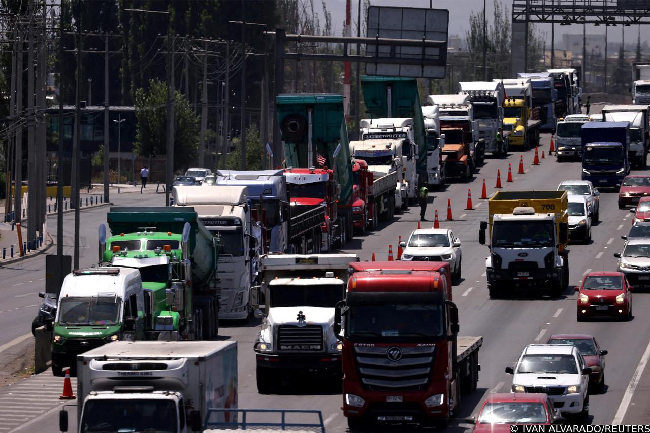 Truckers on strike on the outskirts of Santiago
