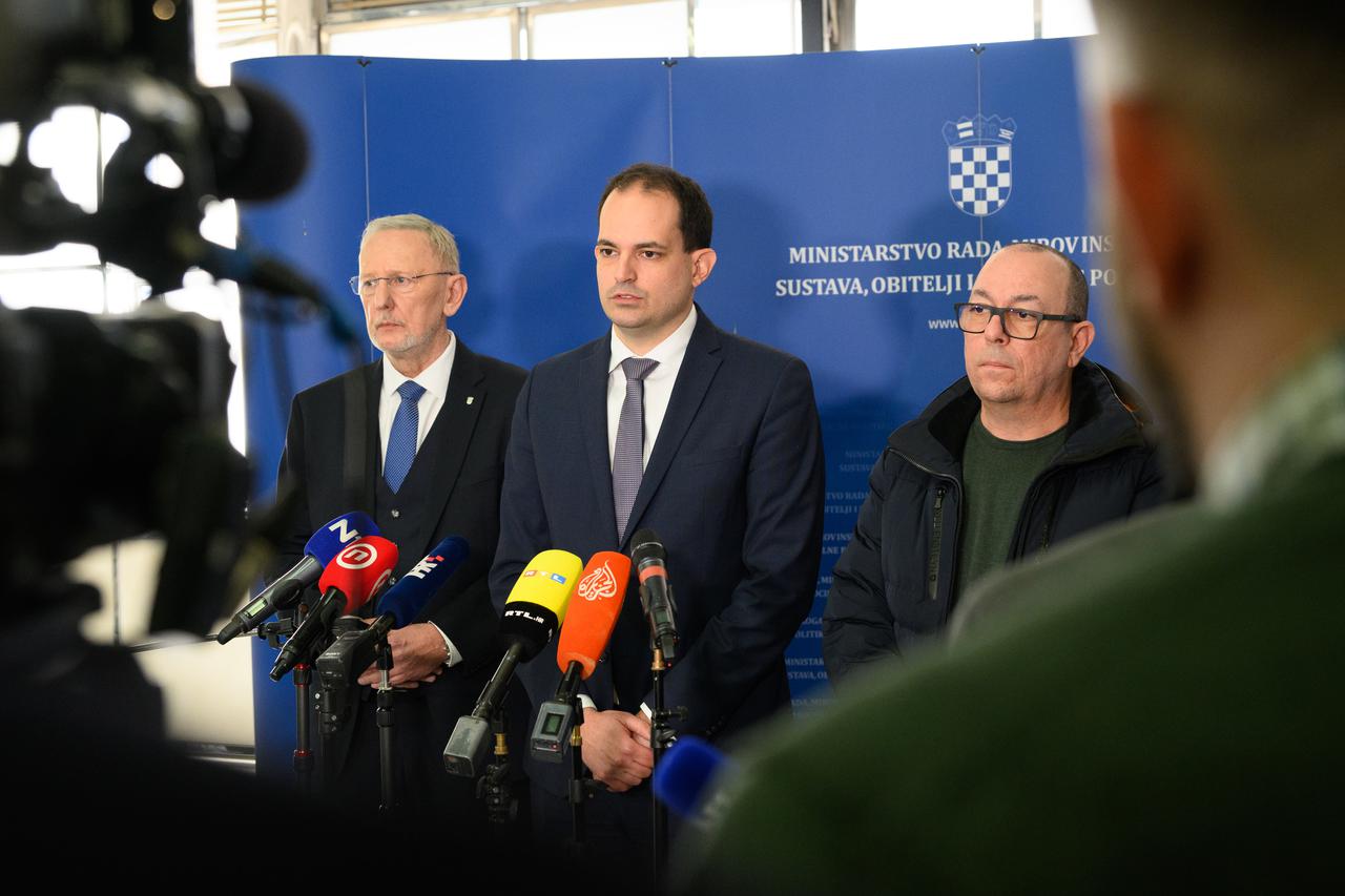 Zagreb: Izjave za medije sudionika sastanka između predstavnika Vlade i državnih sindikata