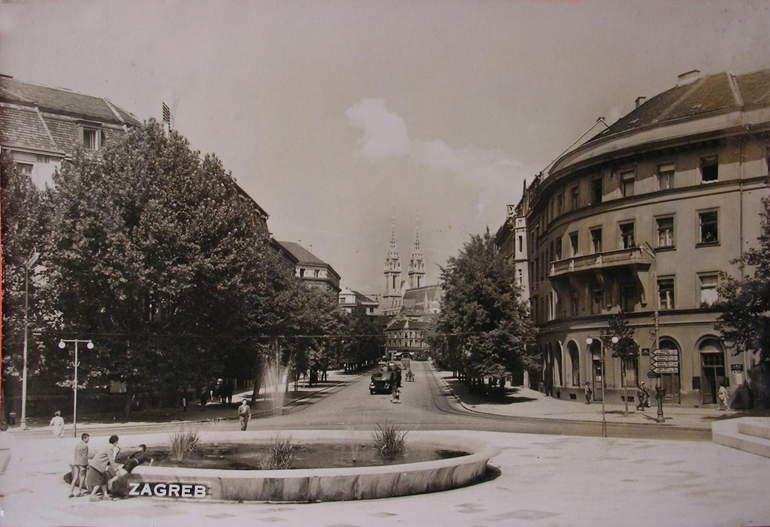 1962., fontana ispred Džamije i pogled na katedralu
