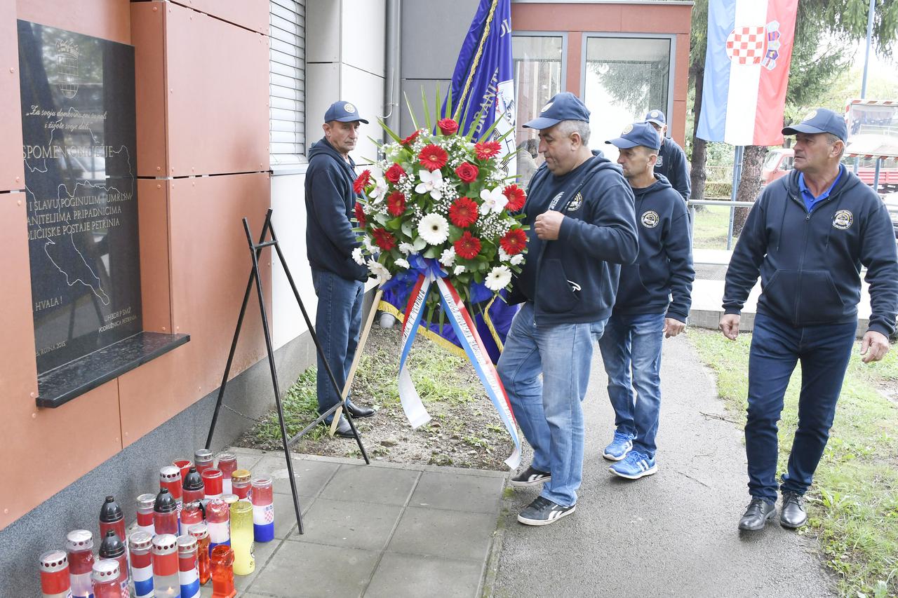Obljetnica napada pobunjenih Srba na policijsku postaju u Petrinji
