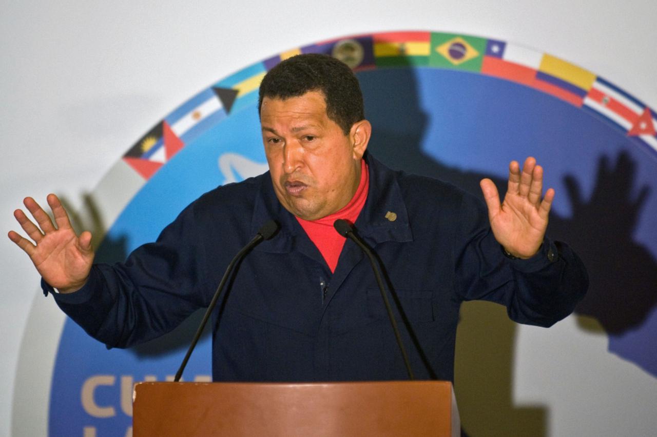 Hugo Chavez u Cancunu