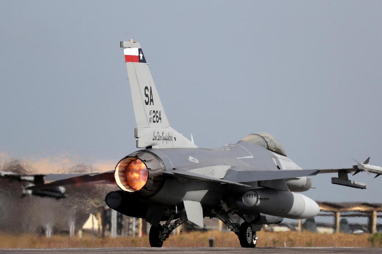 FILE PHOTO: A U.S. Air Force F-16 jet fighter takes off from an airbase during CRUZEX multinational air exercise in Natal