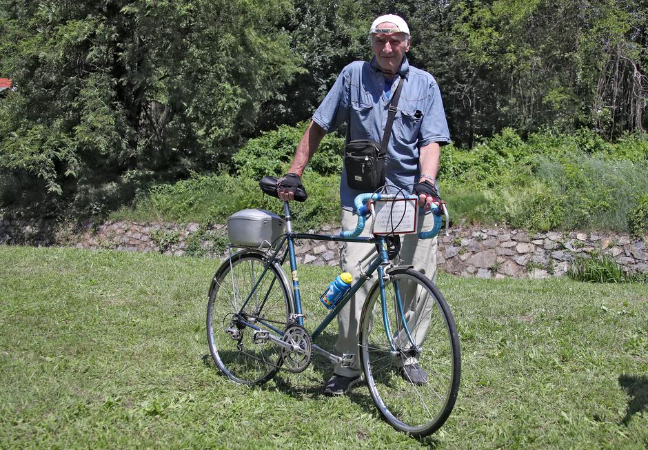 Franjo Tenodi jedan je od najstarijih sudionika Večernjakove biciklijade