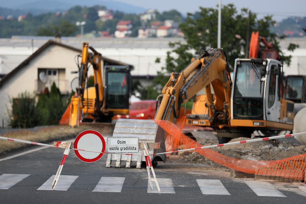 Zagreb: Prometni kolaps zbog radova na rekonstrukciji kanala u ulici Velimira Škorpika