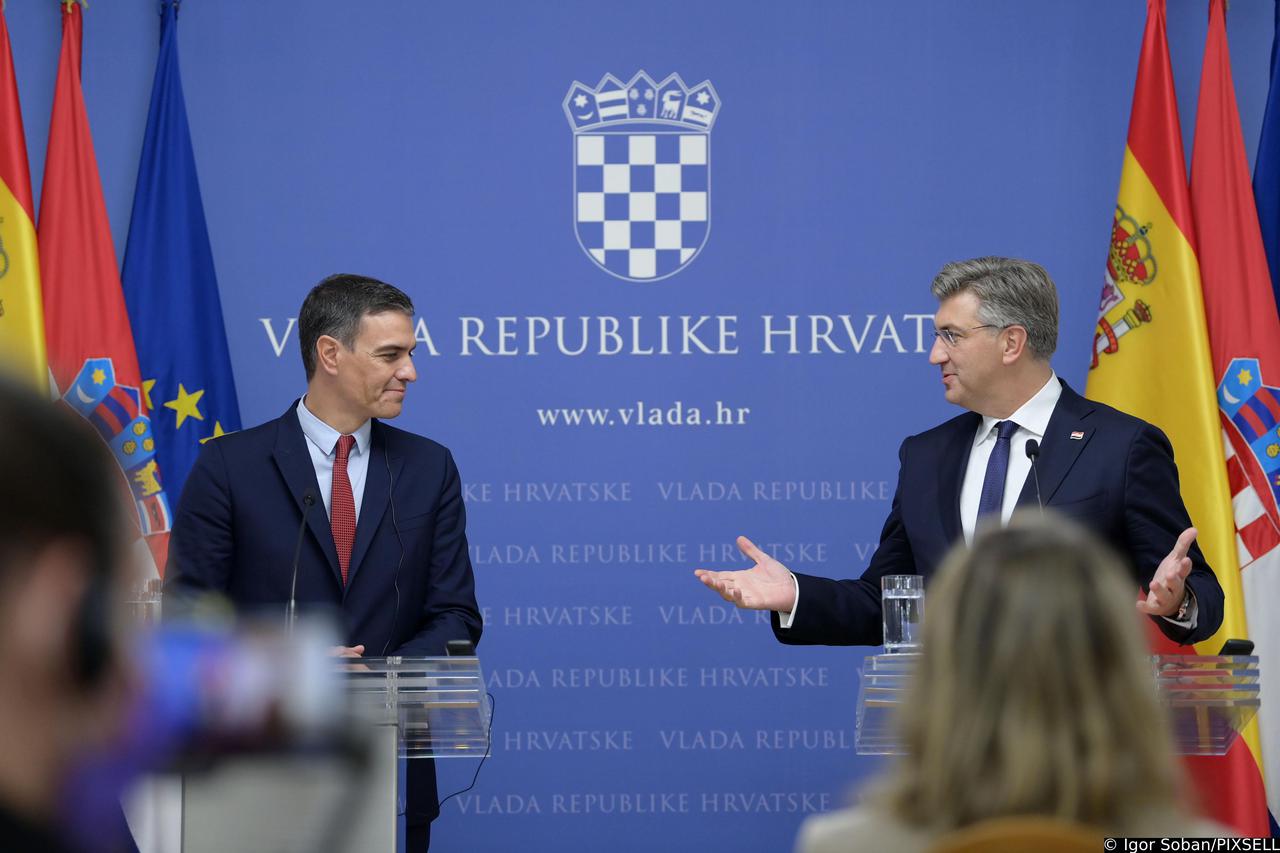 Zagreb: Andrej Plenković i Pedro Sanchez nakon sastanka dali izjave za medije