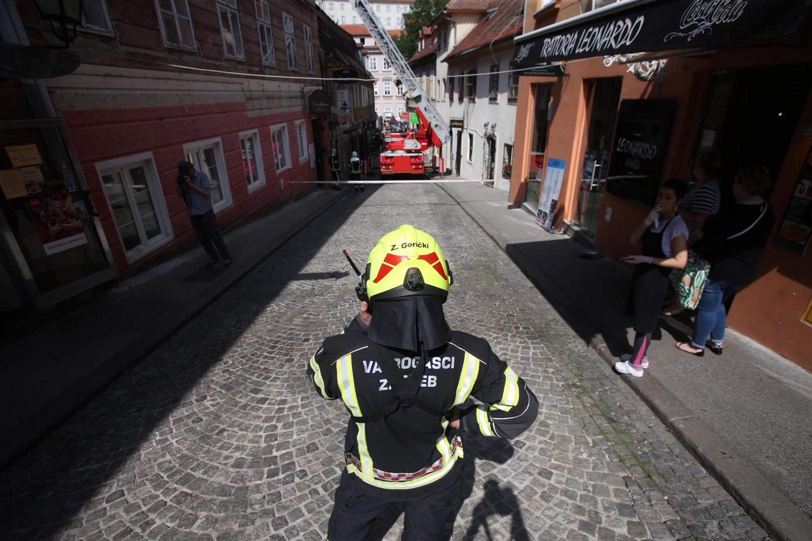 U Skalinskoj ulici u Zagrebu izbio je požar