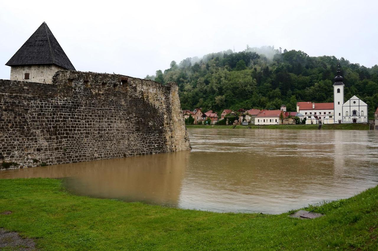 Poplava u Hrvatskoj Kostajnici