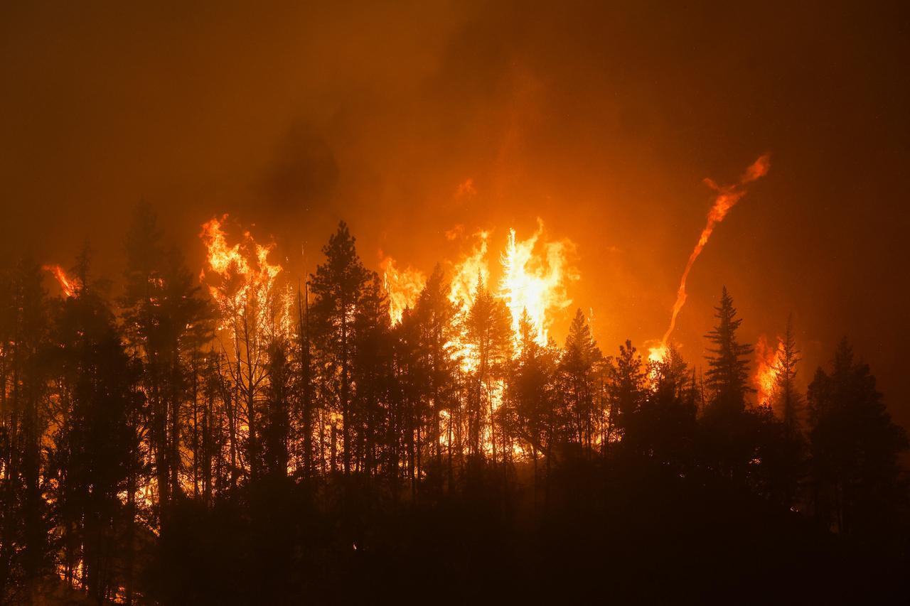 McKinney Fire burns near Yreka, California