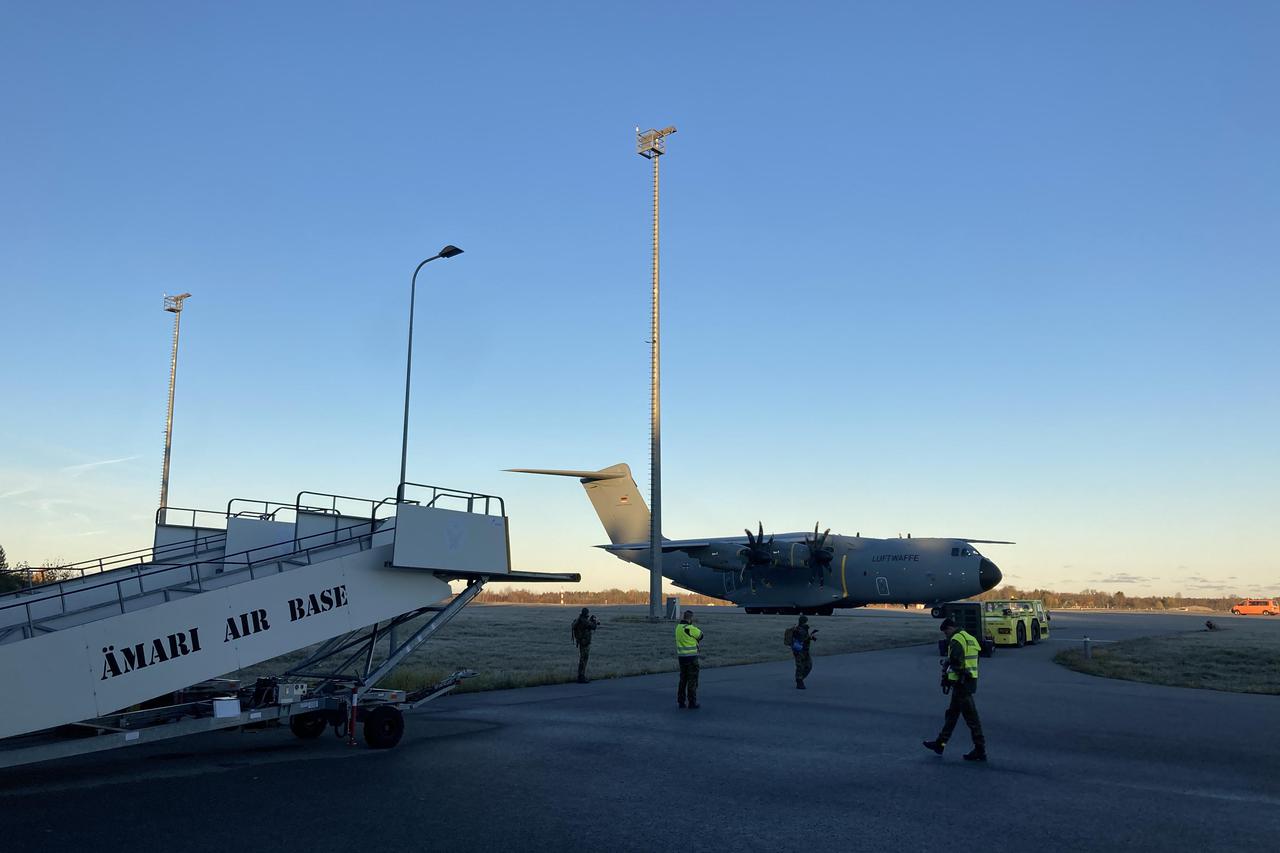 Air Force and Navy inspectors visit Estonia