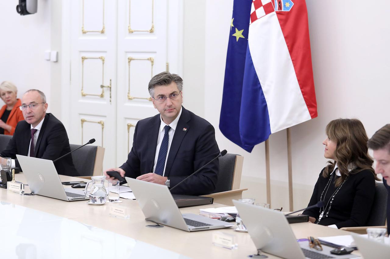 Zagreb: Vlada odredila termin predsjedničkih izbora