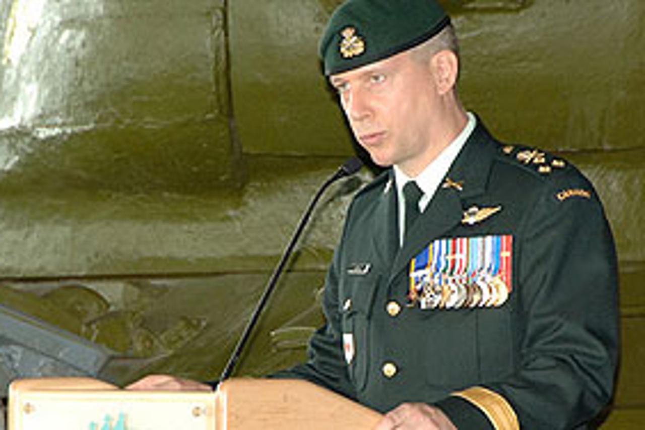 General Leslie 1995. je bio u službi UN-a u Kninu, a sada je zapovjednik u kanadskoj vojsci