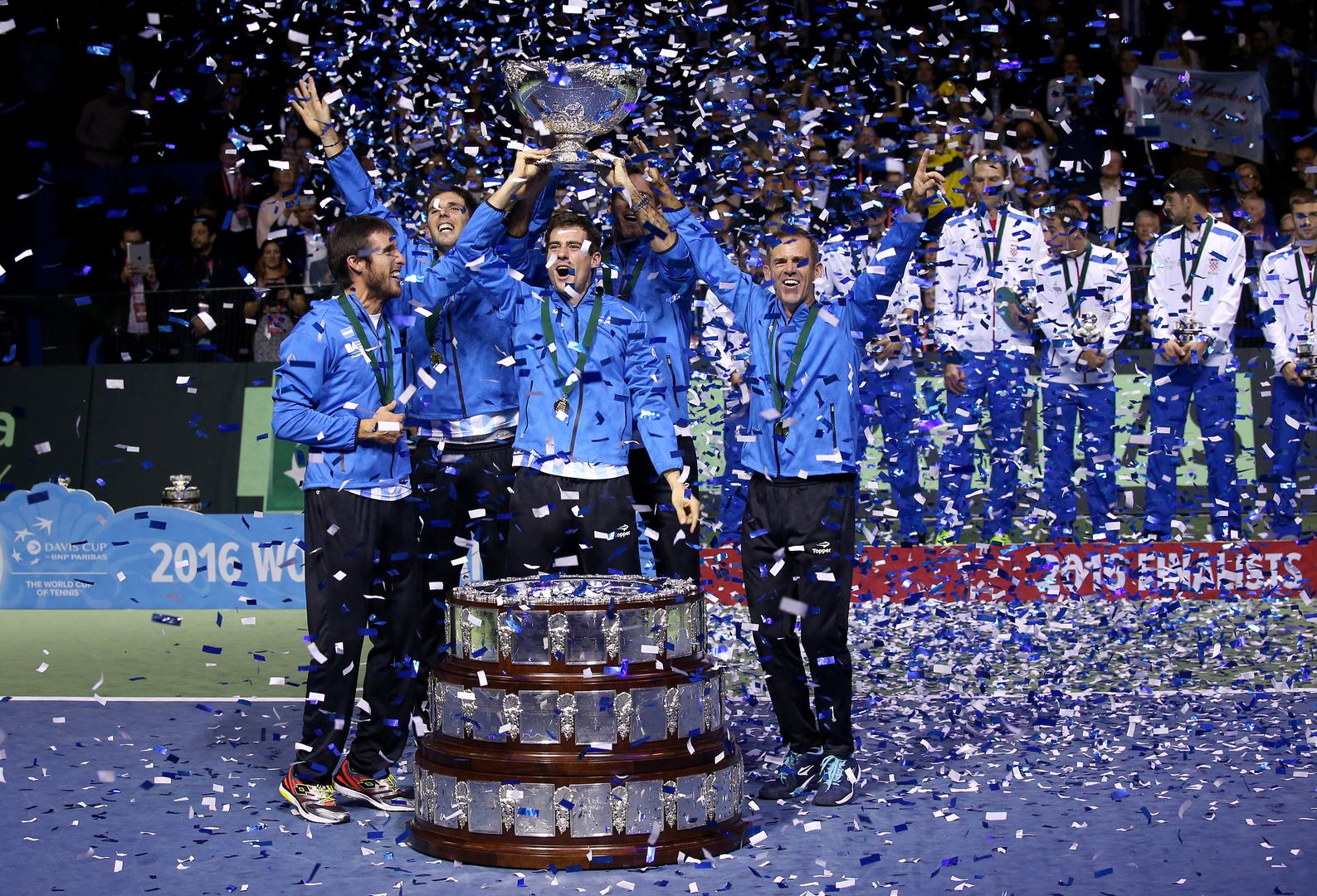 Šuškanje o njihovoj vezi počelo je nakon finala Davisova kupa u Zagrebu u prosincu 2016. kada je Del Potro donio Argentincima naslov u susretu protiv Hrvatske