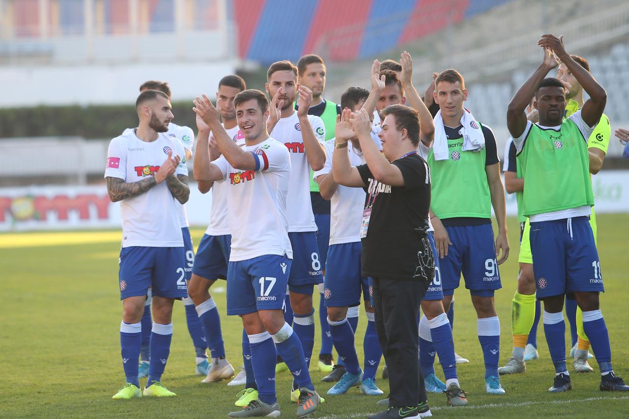 Nogometaši Hajduka pobijedili su u 13. kolu Prve HNL Slaven Belupo s 2-0 