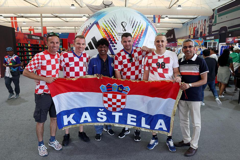 KATAR 2022 - Hrvatski navijači prepoznatljivi su gdje god da se pojave