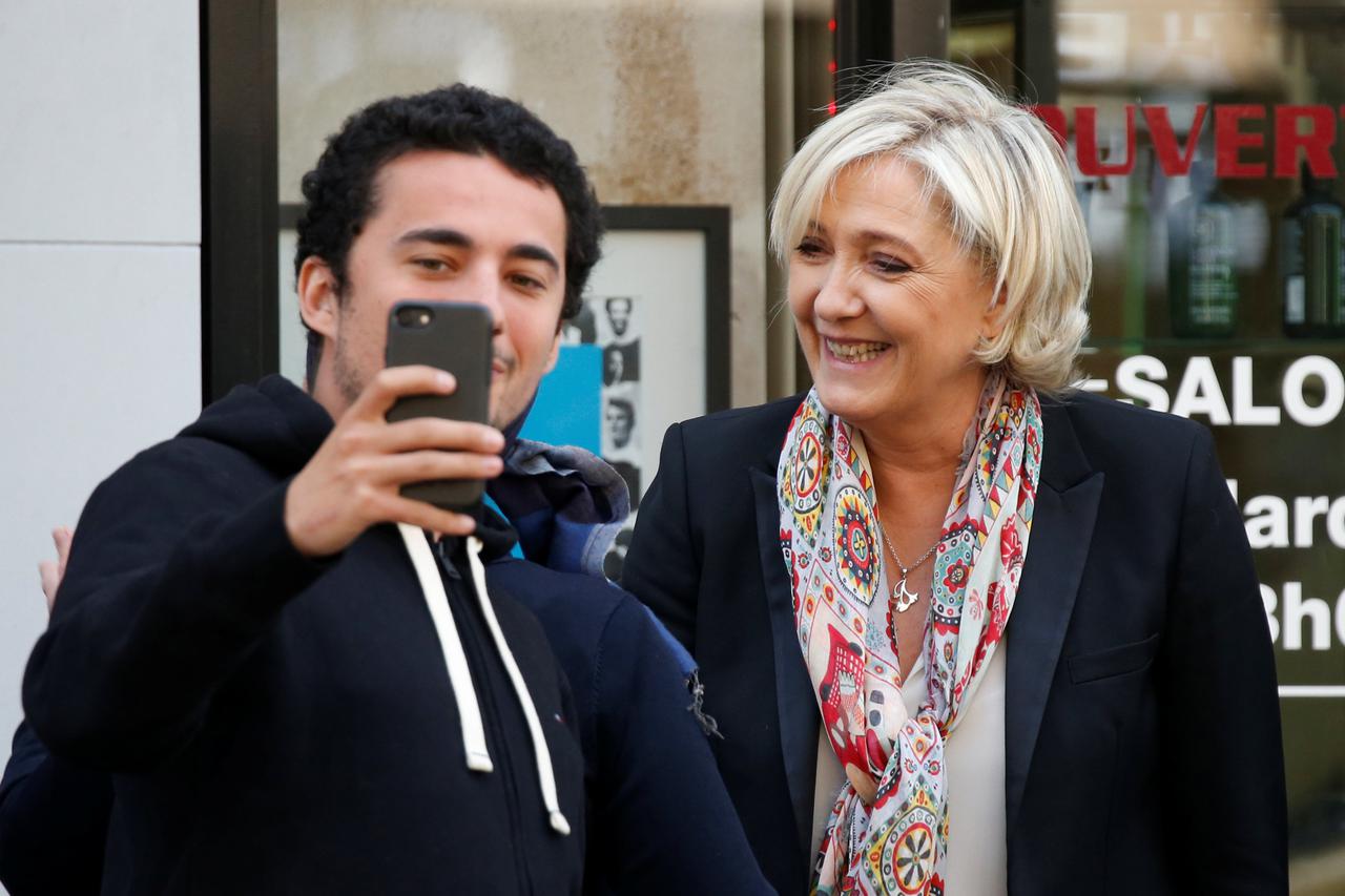 Iako sva istraživanja pokazuju da u drugom krugu Macron može očekivati glatku pobjedu, Marine Le Pen nije još poražena