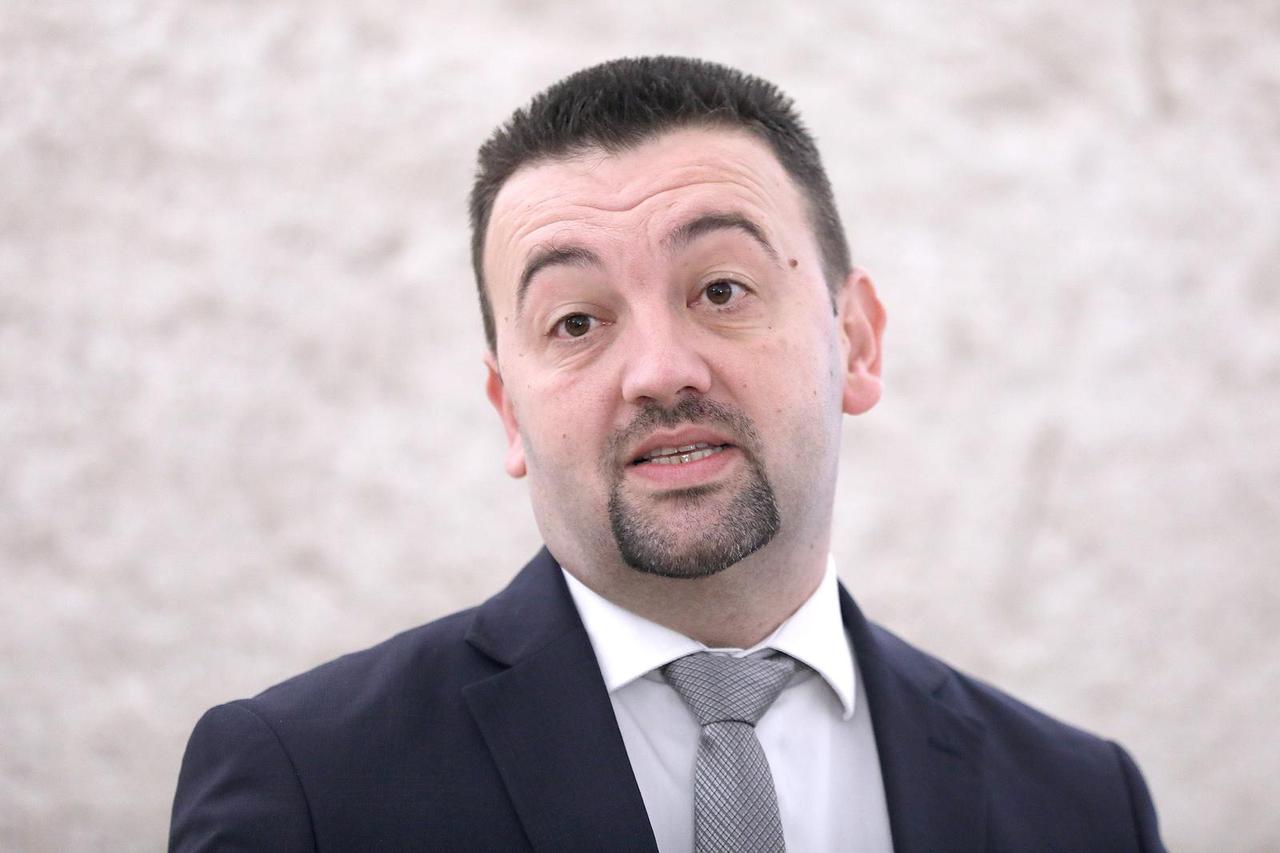 Zagreb: Marijan Pavliček o predstojećoj raspravi o povjerenju premijeru Plenkoviću