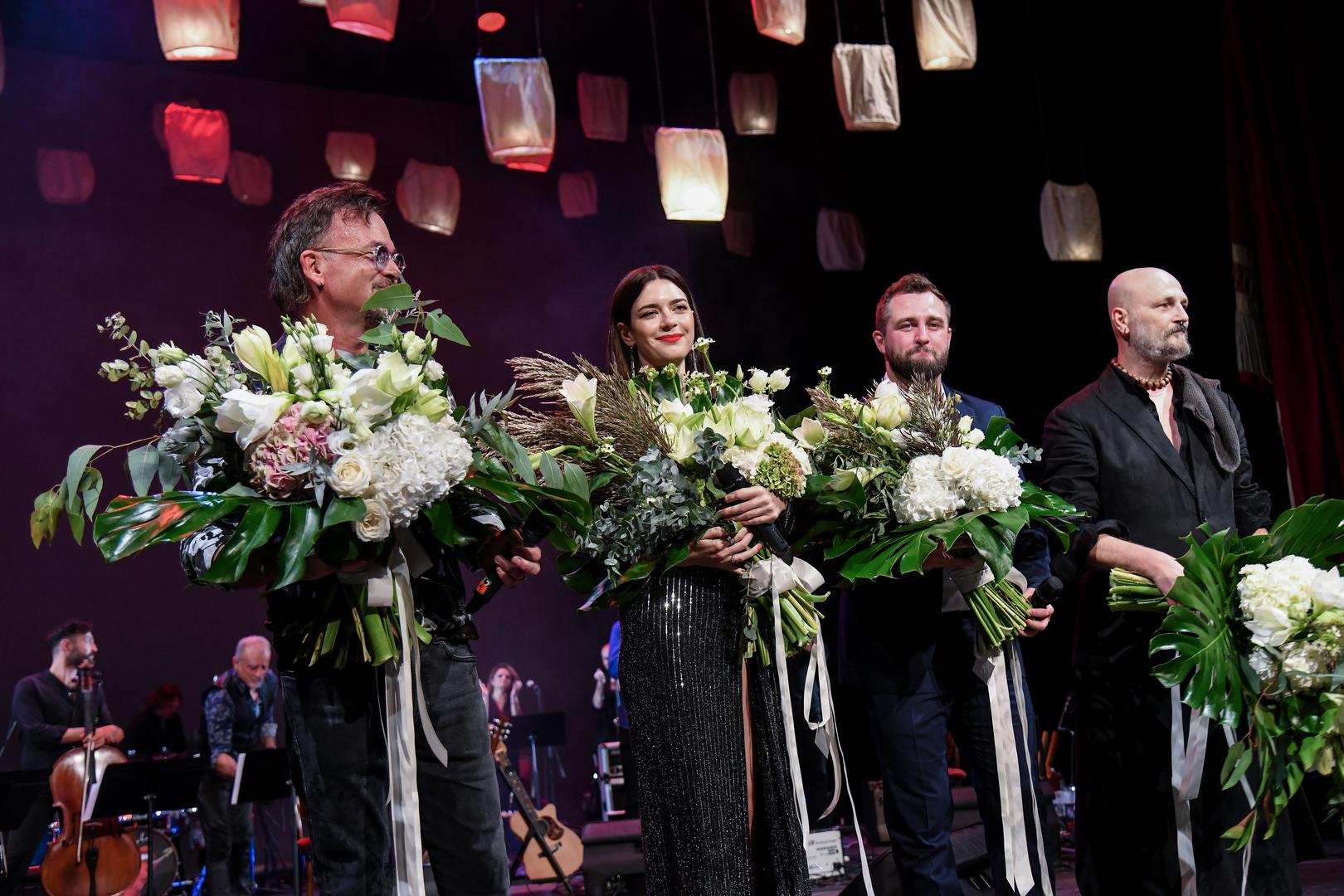 Koncertu su se odazvale najveće zvijezde hrvatske estrade: Gibonni, Mia Dimšić, Matija Cvek i Damir Urban.