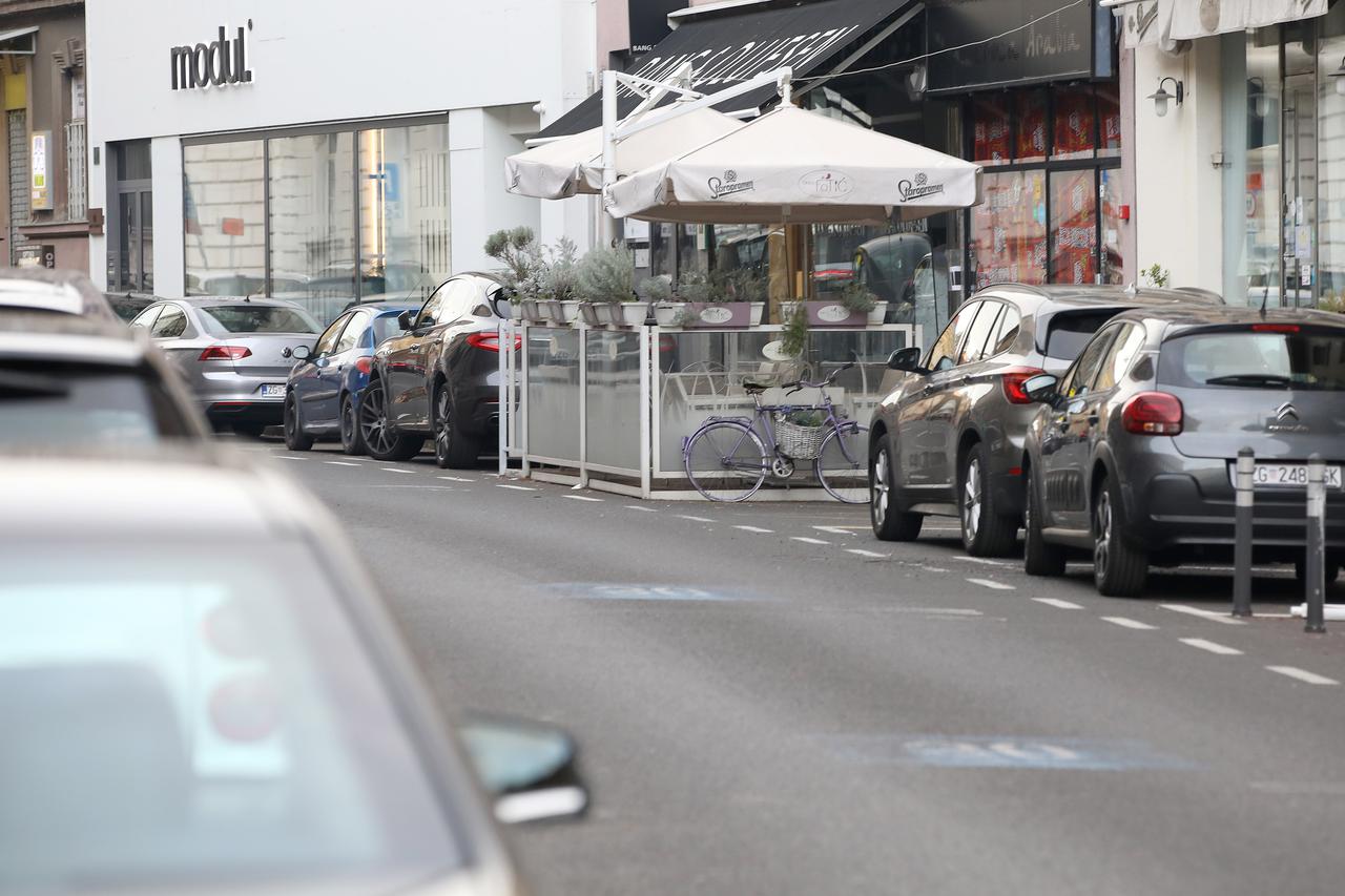 Zagreb: Cijena najma parkirnih mjesta za potrebe ugostiteljskih terasa povećat će se za čak 900 posto