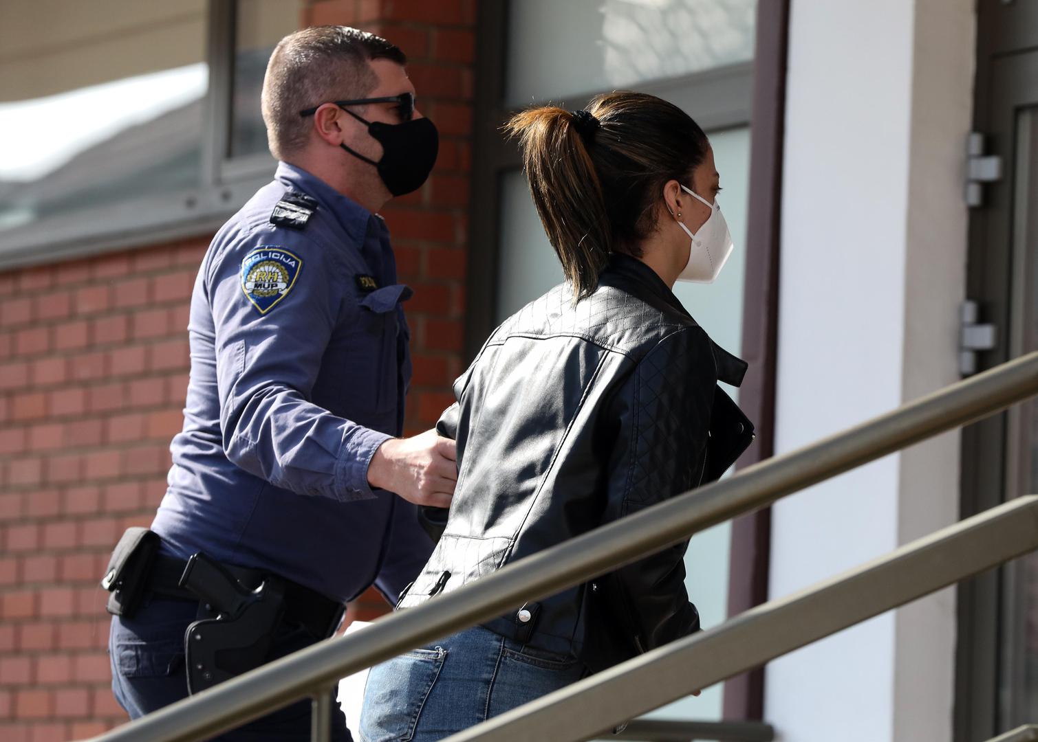 Nakon dovršenog kriminalističkog istraživanja osumnjičena je predana pritvorskom nadzorniku dok je kaznena prijava podnesena nadležnom državnom odvjetništvu, izvijestila je jutros Policijska uprava zagrebačka. 